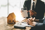 Immobilienmakler Assistent:in